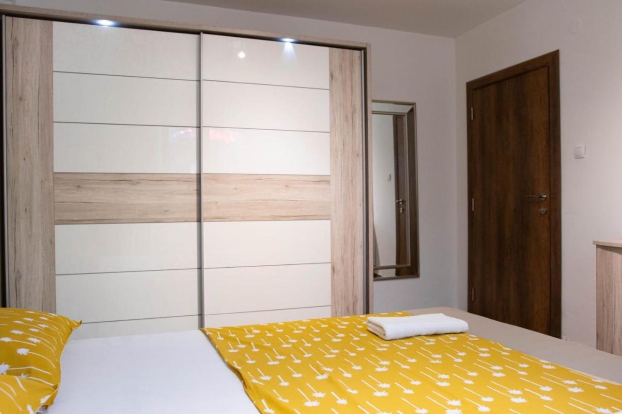 Appartamento Campi d’Oro Cattaro Esterno foto