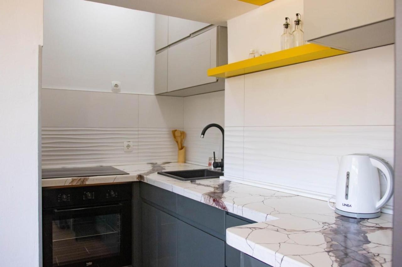 Appartamento Campi d’Oro Cattaro Esterno foto